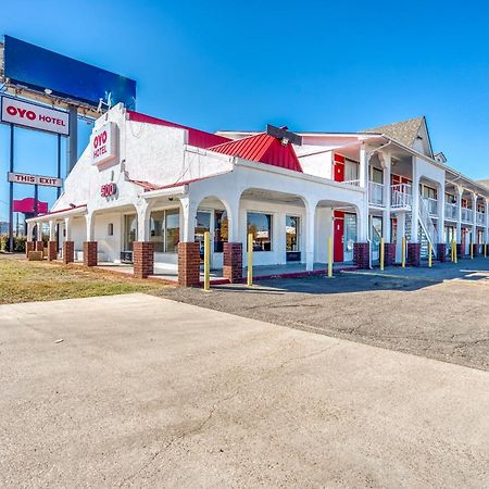 Oyo Hotel Waco University Area I-35 Exterior photo